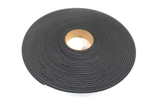 Fita de Vedação em PVC Preto Adesivado 1 Lado 03mm x 20mm x 10m