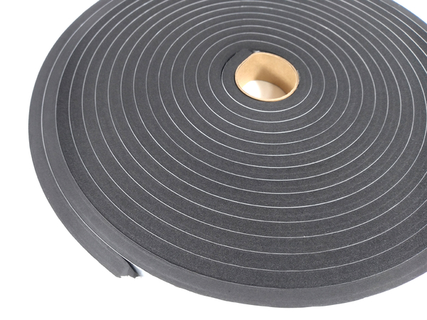 Fita de Vedação em Espuma de EPDM Preto Adesivado 1 Lado 10mm x 30mm x 10m